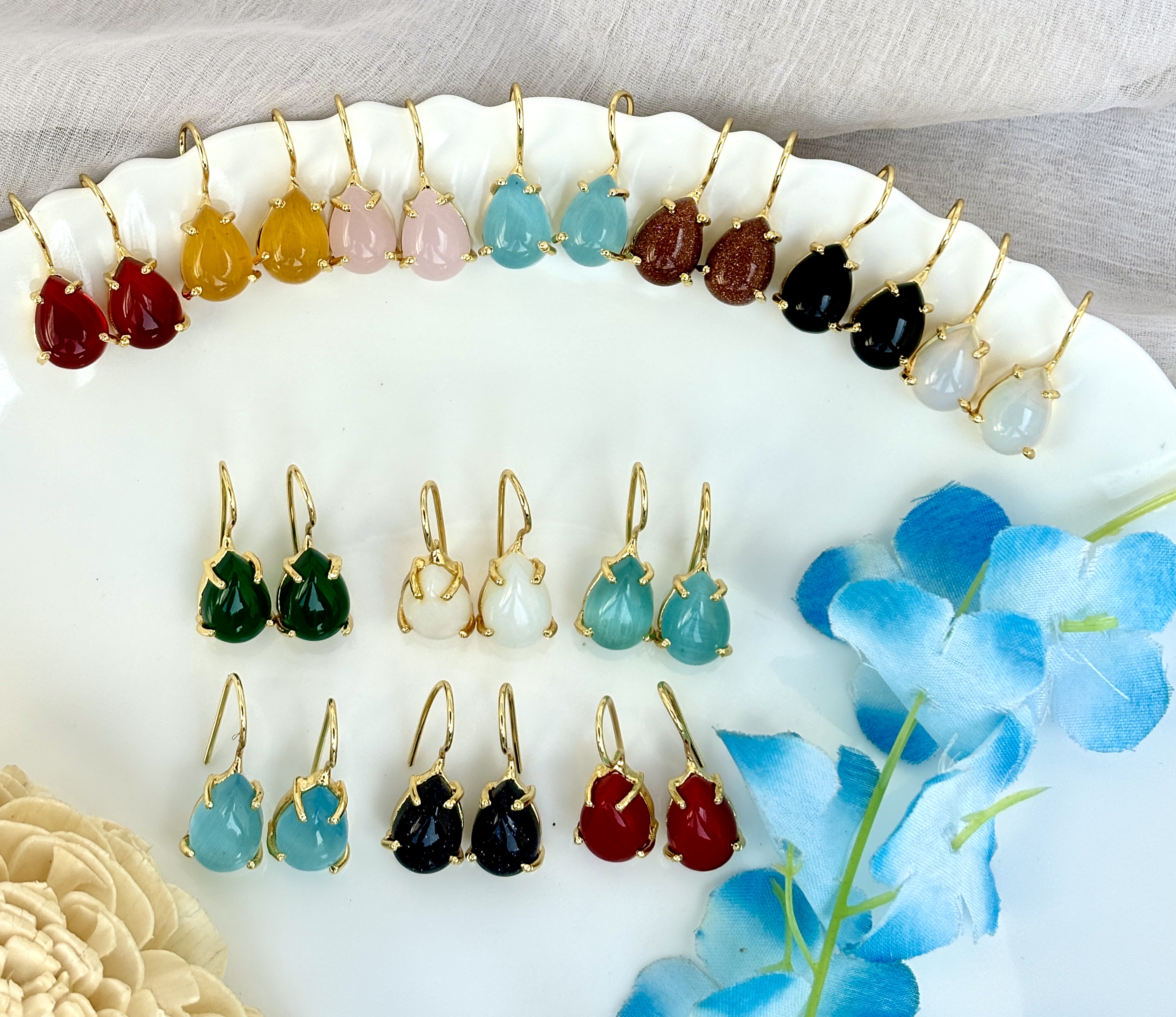 Cab Stone Drop Clow Type Fix Wire Earring