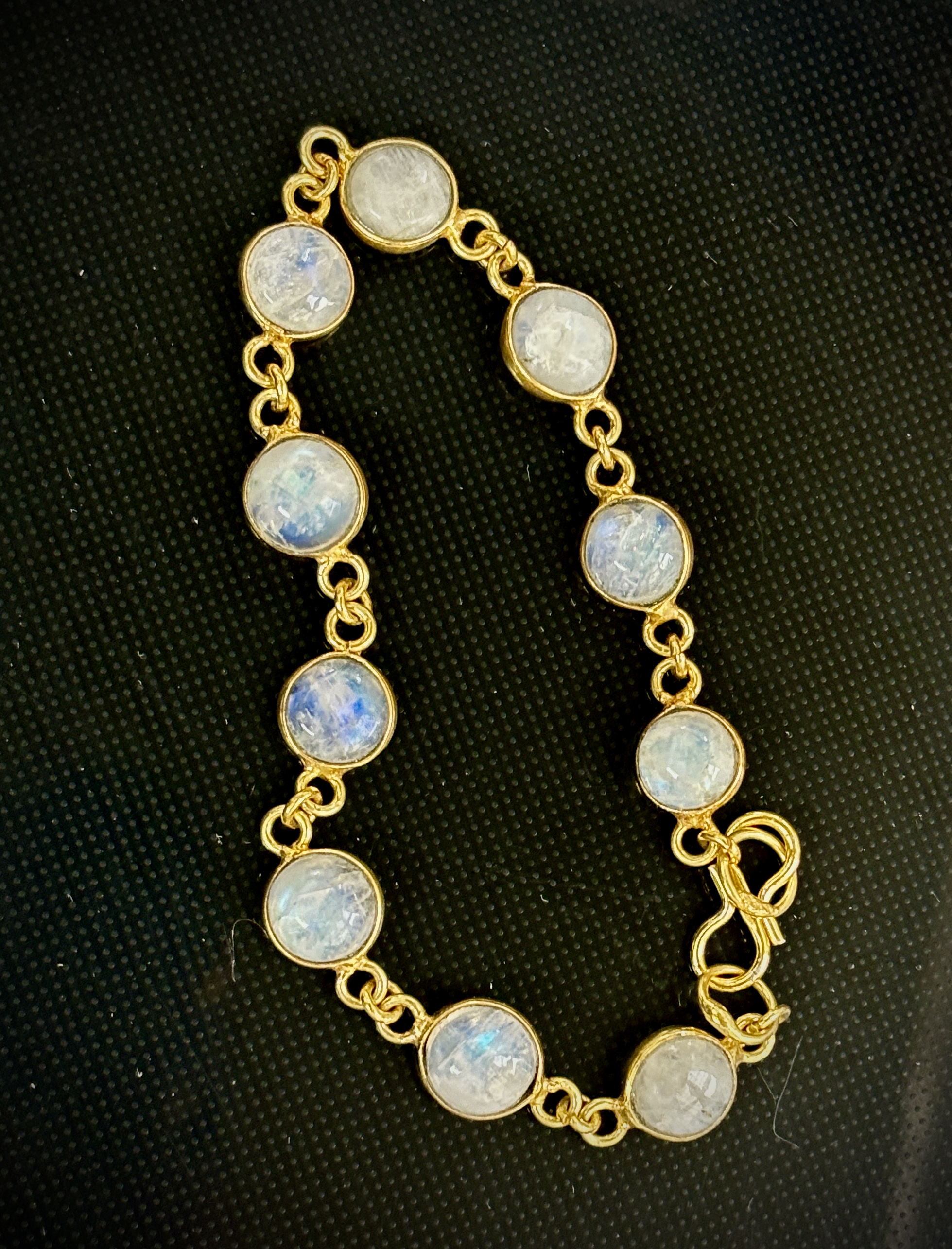 10 Collet Cab Stone Bracelets