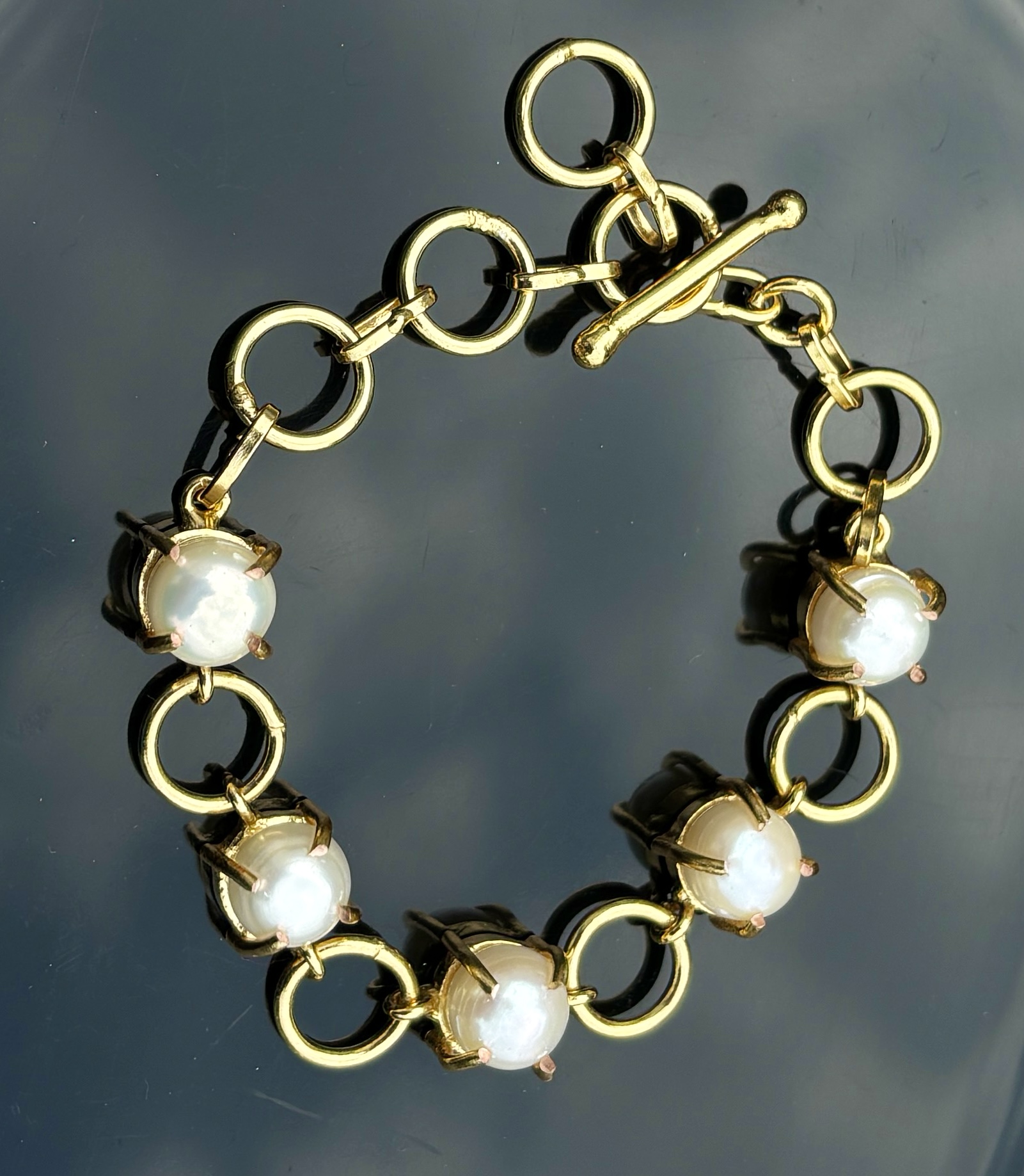5 Pearl With Kadi Bracelets- Claw Type