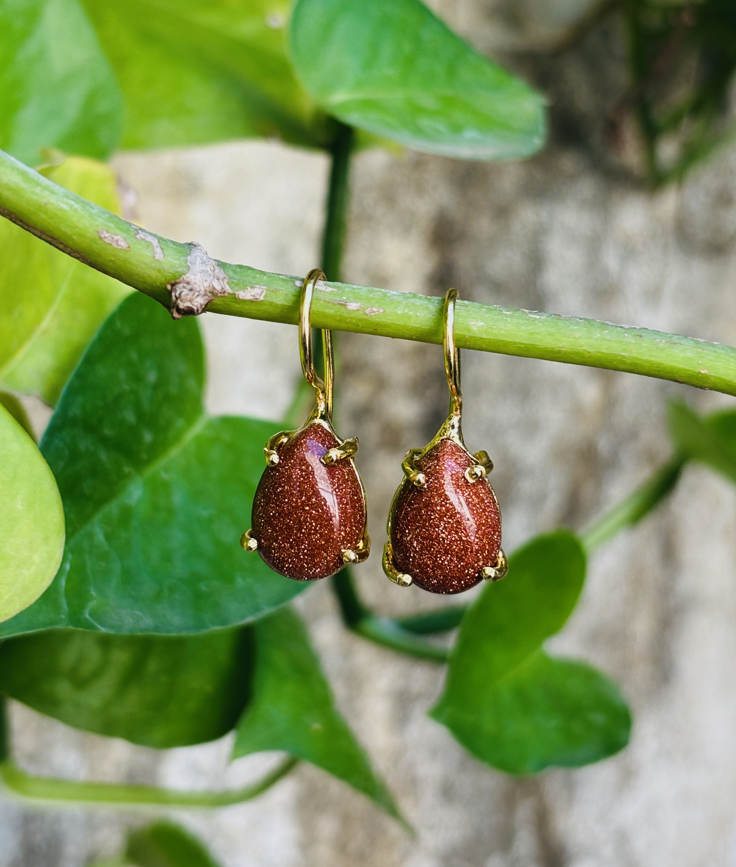 Cab Stone Drop Clow Type Fix Wire Earring