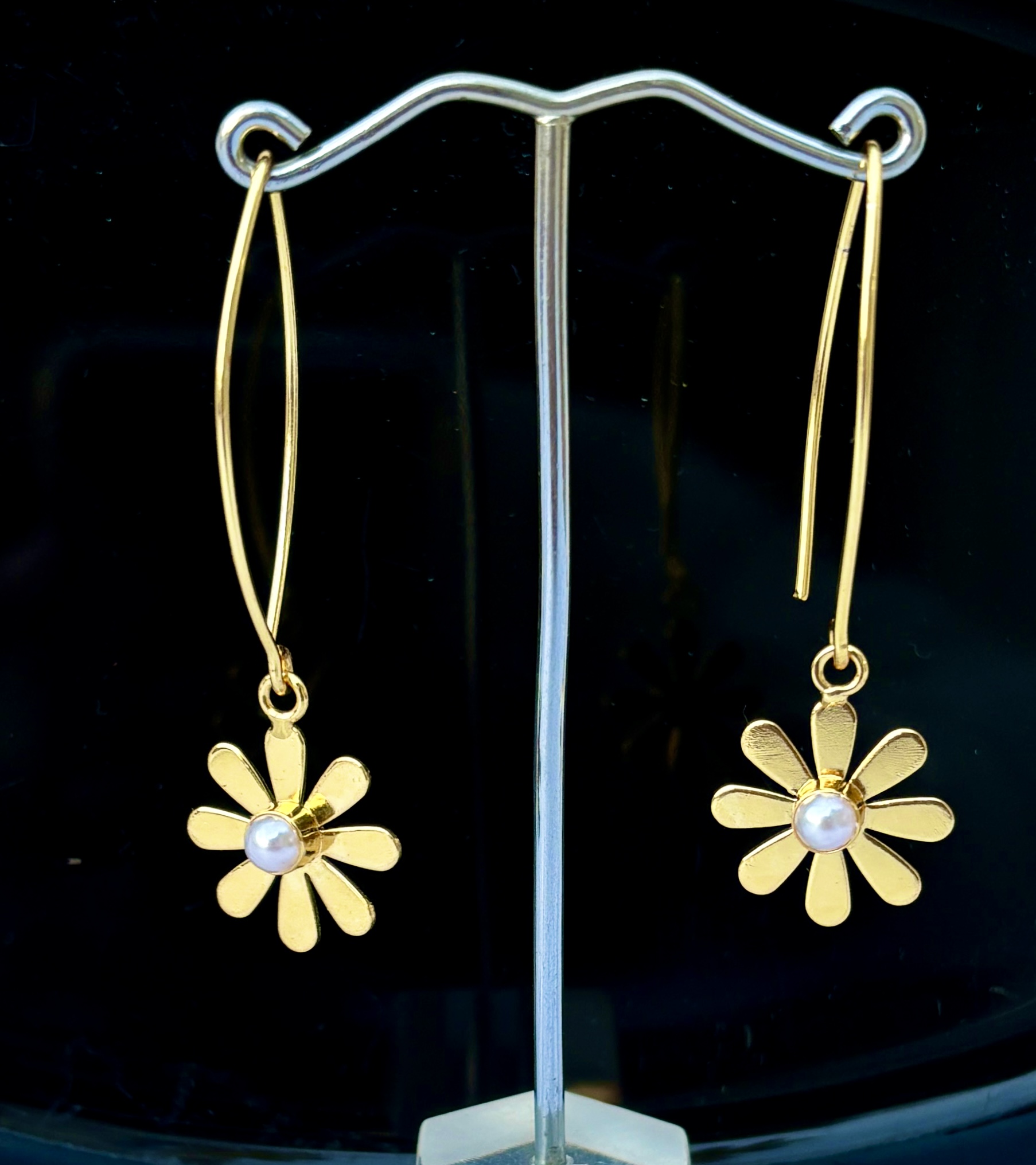 Flower With S Pearl with marquise earrings