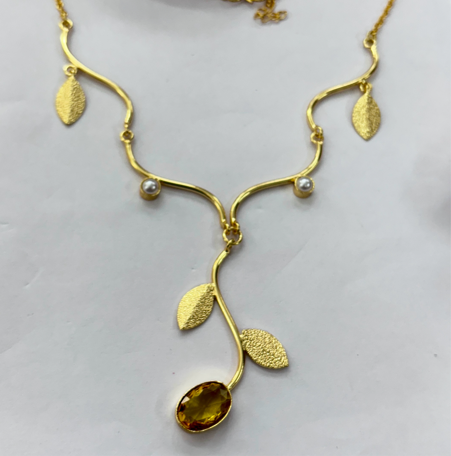 Oval With Leaf Necklace