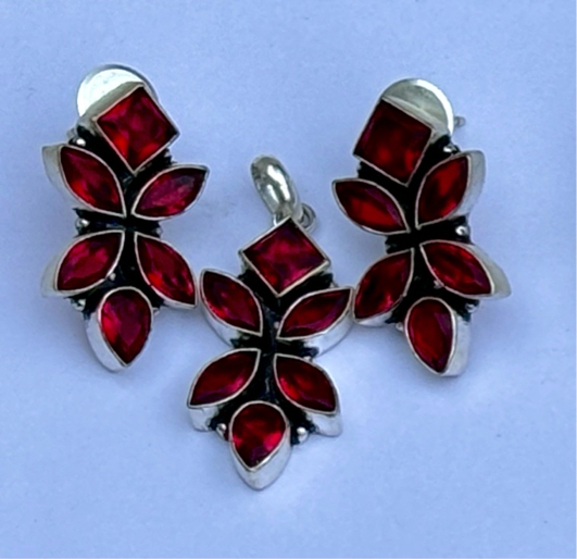 18 AD Stone 1 Square 4 Marqis 1 Drop Pendant Set With Studs