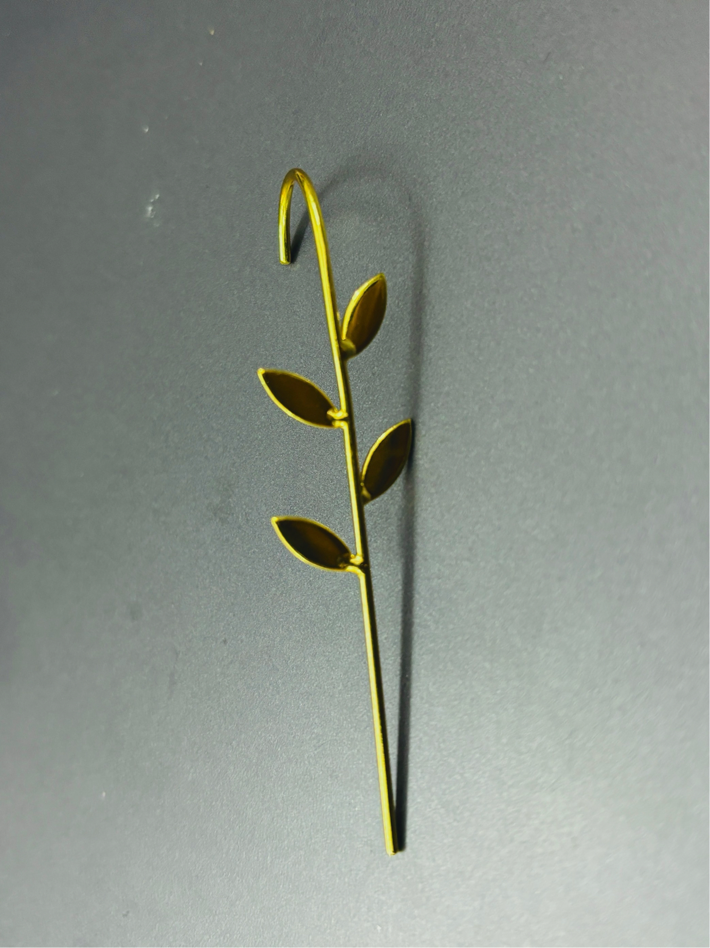Plain Leaf Long Earring
