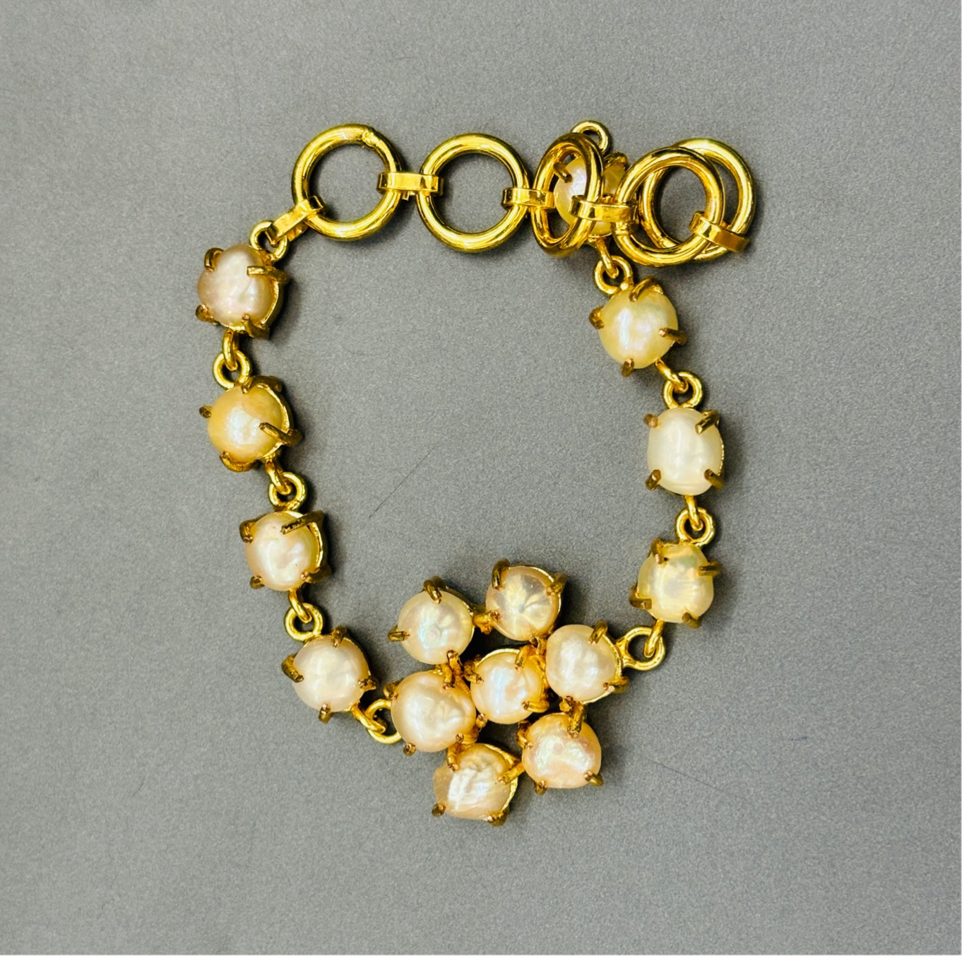 15 Real Pearl Claw Type Bracelets