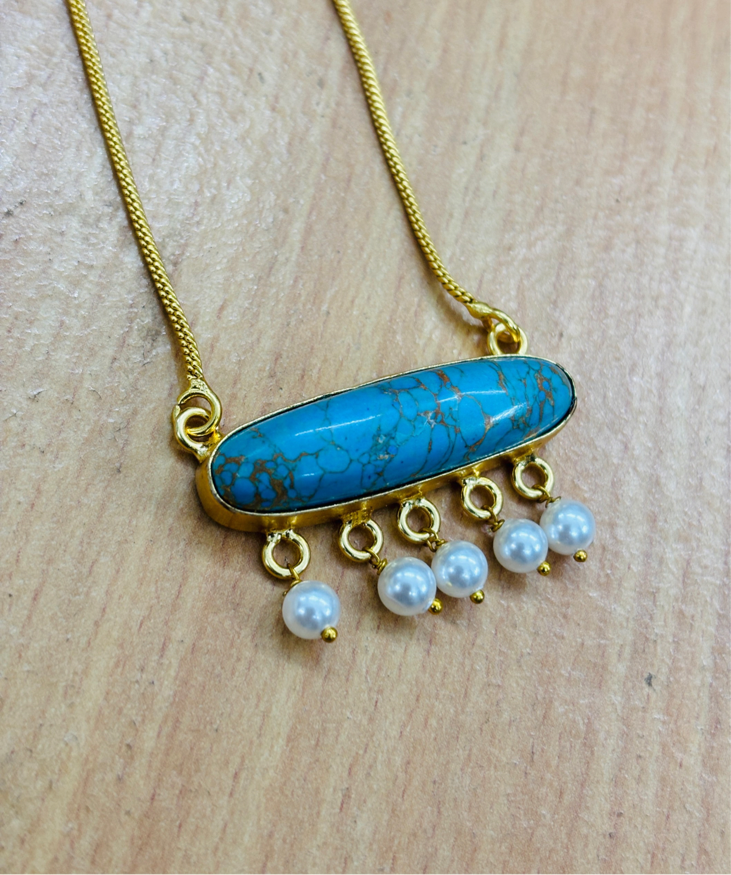 Cab Stone Assembled Oval Pendant